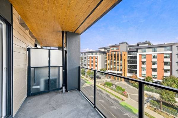 1529 OXFORD ST in North Vancouver