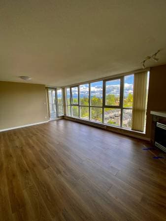 235 GUILDFORD WAY in Port Moody - Property View