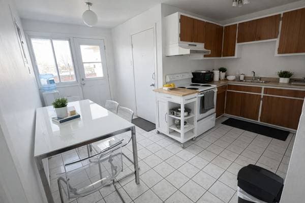 5600 CHEM DE LA COTE-DES-NEIGES in Montreal