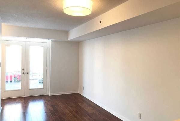 130 ROSEDALE VALLEY RD in Toronto