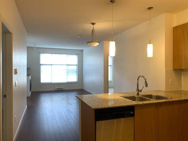 2477 KELLY AVE in Port Coquitlam - Property View