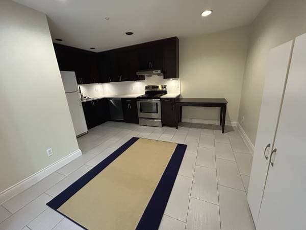 [HIDDEN ADDRESS] - 10607 in Vancouver - Property View