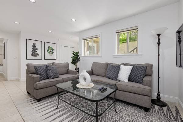 [HIDDEN ADDRESS] - 12082 in North Vancouver - Property View