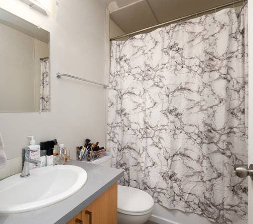 941 FAIRFIELD RD in Victoria - Property View