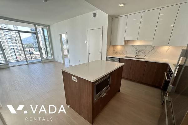 699 WHITING WAY in Coquitlam - Property View
