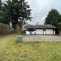 943 BRAY AVE in Highlands