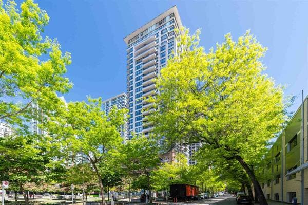 977 MAINLAND ST in Vancouver - Property View