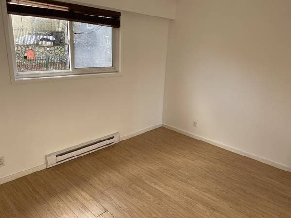 1585 OAK BAY AVE in Victoria - Property View