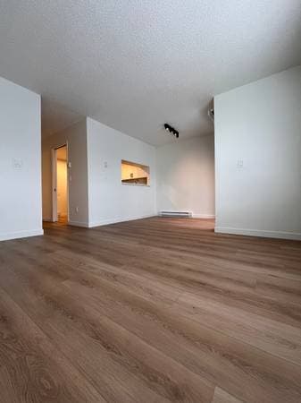 2225 TRIUMPH in Vancouver - Property View