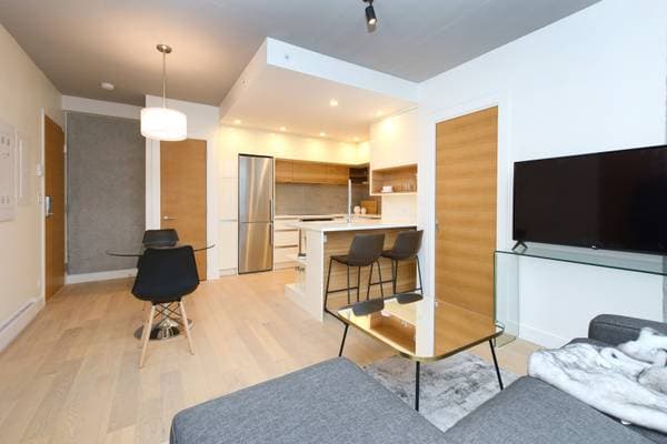 [HIDDEN ADDRESS] - 03641 in Victoria - Property View