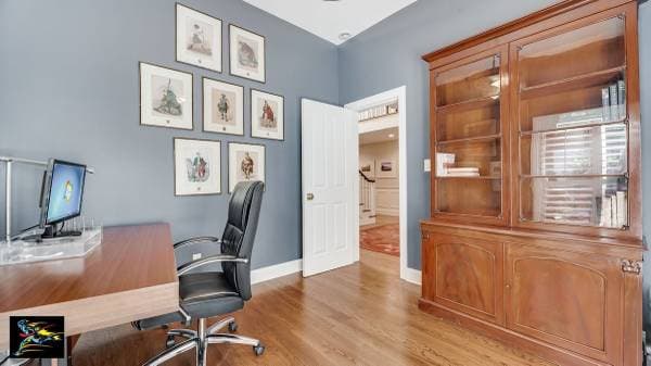 682 MOUNTJOY AVE in Oak Bay
