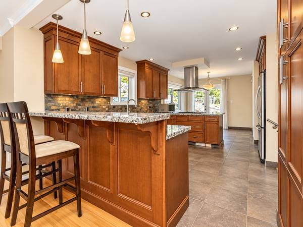 1025 ELVEDEN ROW in West Vancouver - Property View