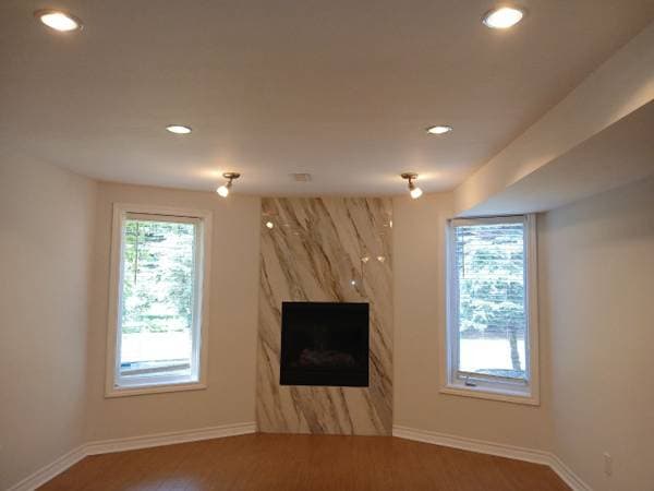 2 JACINTA CRT in Richmond Hill - Property View