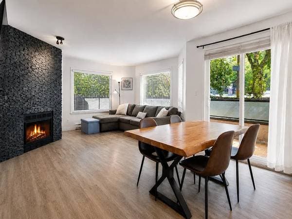 [HIDDEN ADDRESS] - 11970 in North Vancouver - Property View