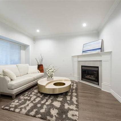 312 BURNS ST in Coquitlam