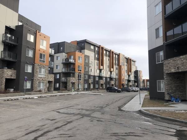 10 NW KINCORA GLEN PARK in Calgary