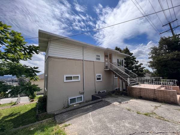 [HIDDEN ADDRESS] - 19132 in New Westminster
