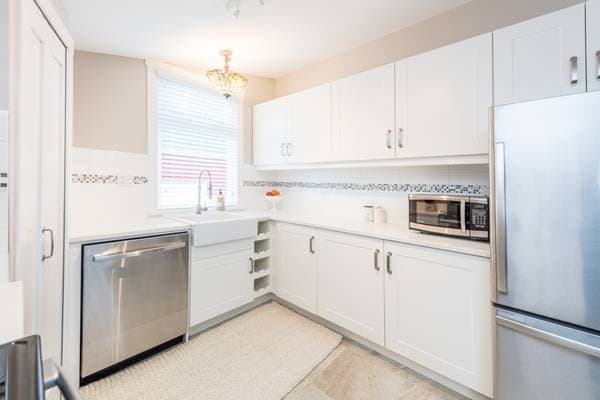 [HIDDEN ADDRESS] - 18529 in New Westminster - Property View