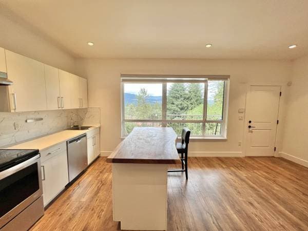 [HIDDEN ADDRESS] - 25077 in Port Moody - Property View