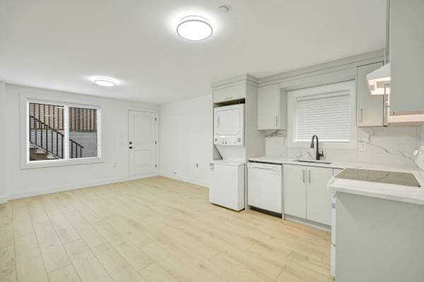 [HIDDEN ADDRESS] - 21367 in White Rock - Property View