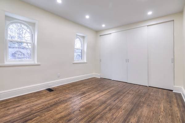 8 DRAPER ST in Toronto - Property View