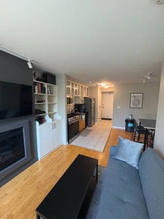 1225 RICHARDS ST in Vancouver - Property View