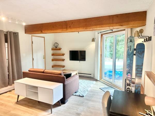 [HIDDEN ADDRESS] - 21209 in Whistler
