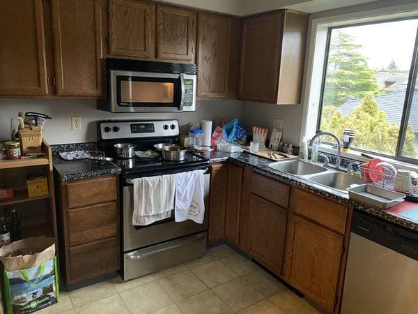 [HIDDEN ADDRESS] - 04329 in Saanich - Property View