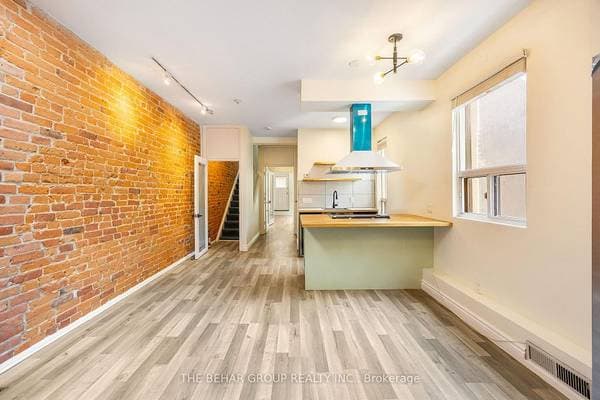 [HIDDEN ADDRESS] - 26525 in Toronto - Property View