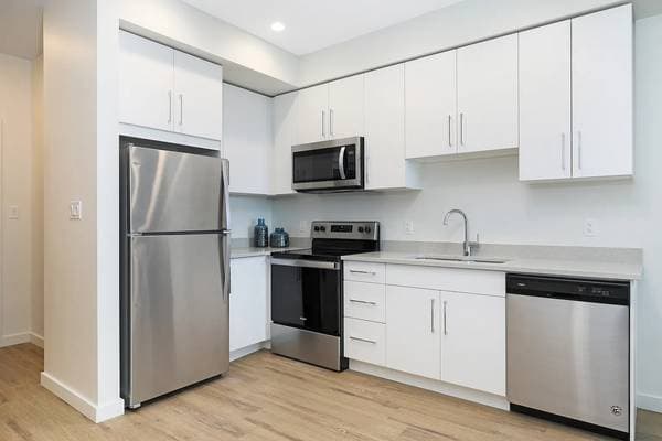 [HIDDEN ADDRESS] - 00597 in Courtenay
