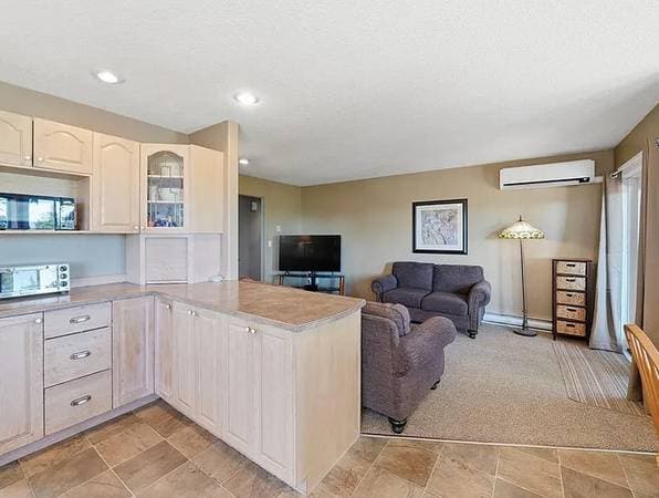 [HIDDEN ADDRESS] - 01183 in Nanaimo