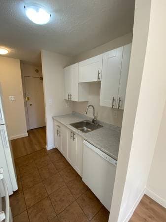 414 WESTVIEW ST in Coquitlam - Property View