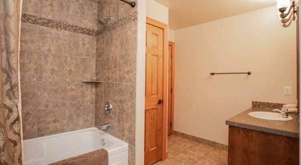 [HIDDEN ADDRESS] - 00915 in Nanaimo - Property View