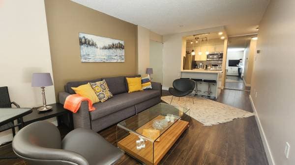 2004 FULLERTON AVE in North Vancouver - Property View