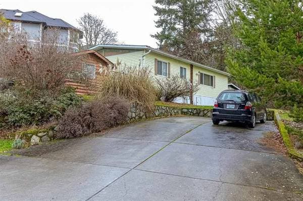 [HIDDEN ADDRESS] - 02043 in Highlands - Property View