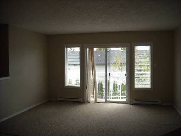 [HIDDEN ADDRESS] - 00557 in Courtenay