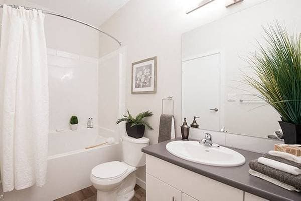 1820 SUMMERHILL PL in Nanaimo - Property View