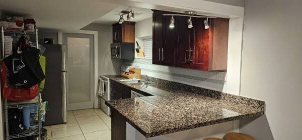 [HIDDEN ADDRESS] - 10095 in North Vancouver - Property View