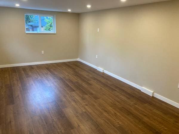 235 W 27TH ST in North Vancouver