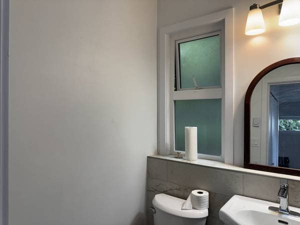 459 E 2ND ST in North Vancouver - Property View