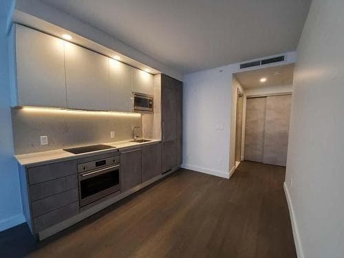 1400 RENE-LEVESQUE BLVD W in Montreal - Property View