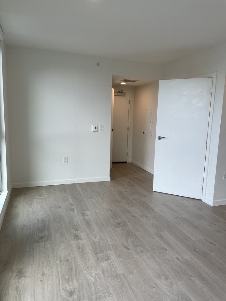 1463 8TH AVE in Vancouver - Property View
