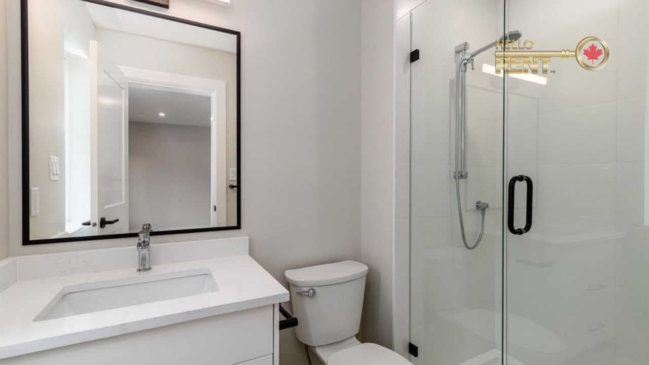 3385 MAMQUAM RD in Squamish - Property View
