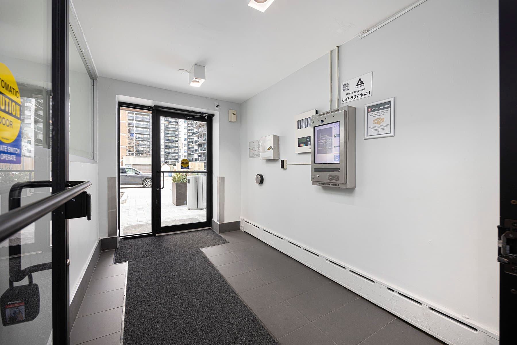 100 COSBURN AVE in Toronto