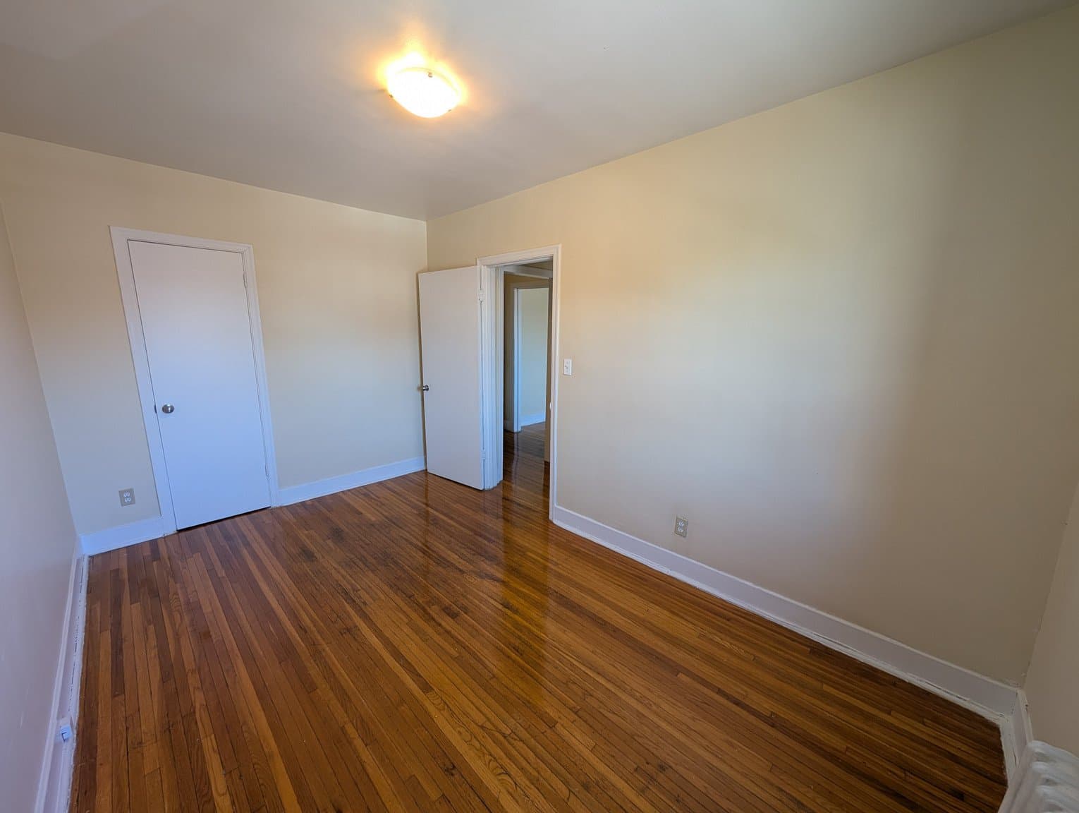 2532 W LAKE SHORE BLVD in Toronto