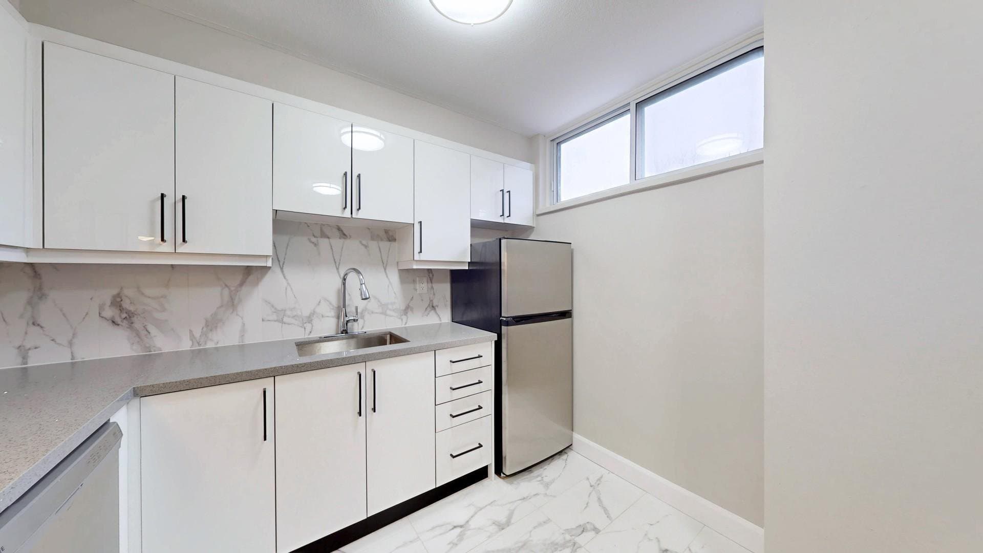 345 MERTON ST in Toronto