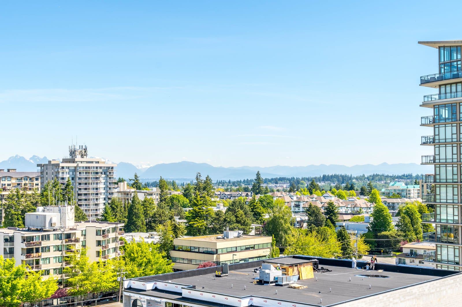 1441 JOHNSTON RD in White Rock
