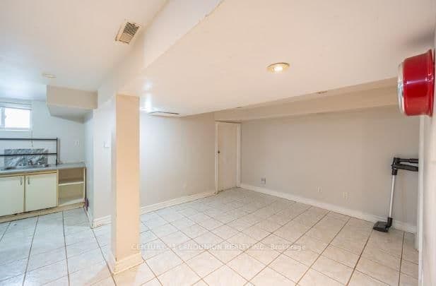2982 BAYVIEW AVE in Toronto - Property View