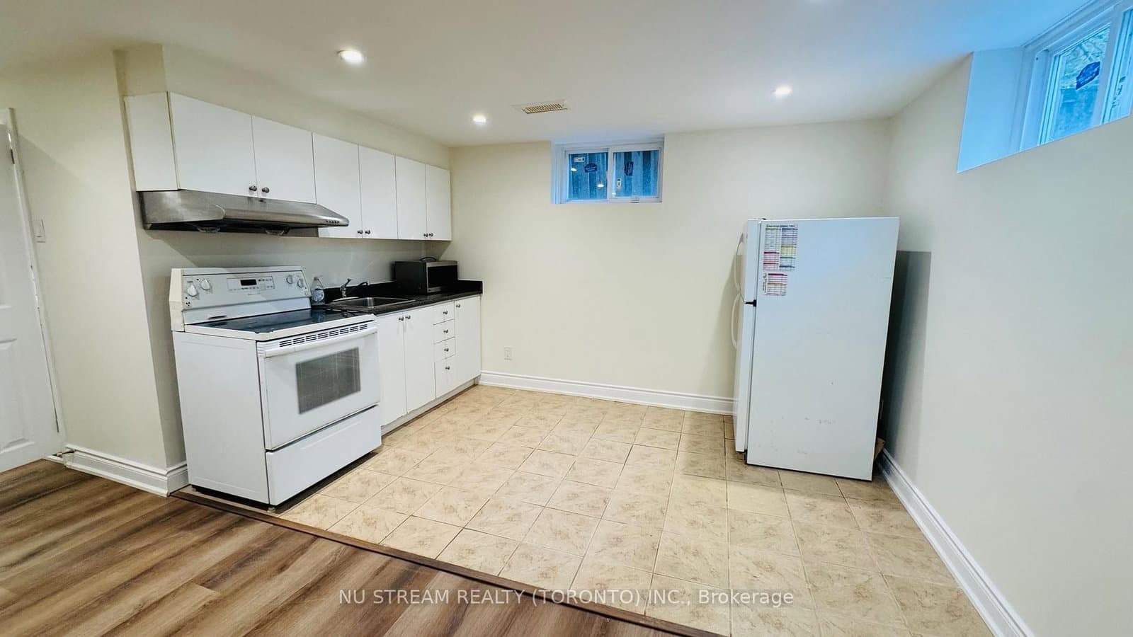 435 CUMMER AVE in Toronto - Property View
