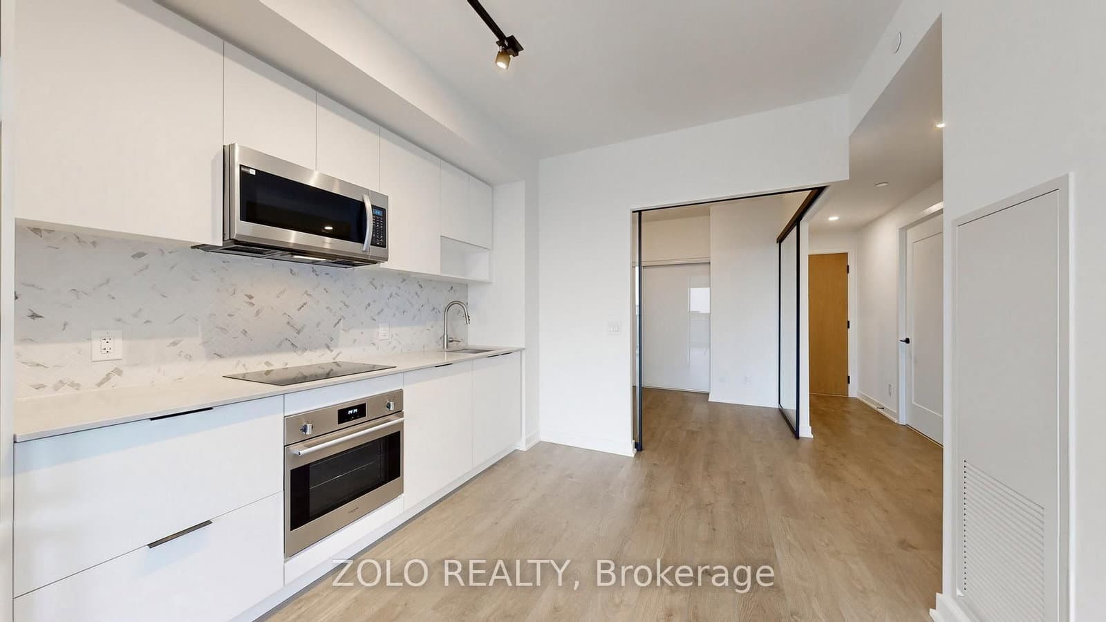 5 DEFRIES ST in Toronto - Property View